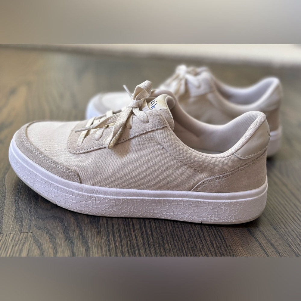 Kizik Prague women’s sneaker size 8.5W - Picture 8 of 8